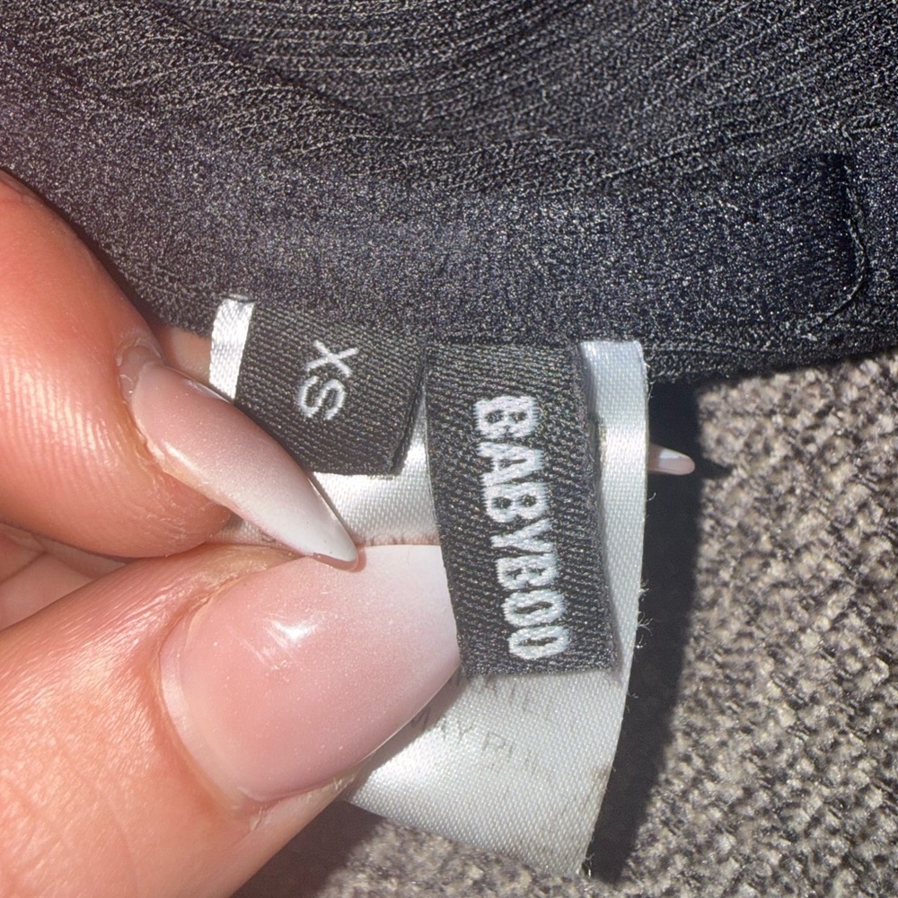 BABYBOO - Black Ribbed High Neck Crop Top - Picture 3 of 4